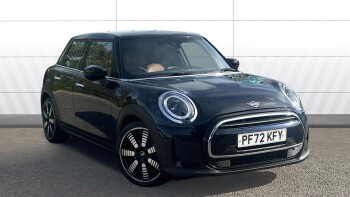 MINI Hatchback 1.5 Cooper Exclusive 5dr Auto Petrol Hatchback